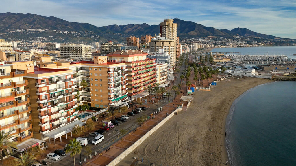 Middle Floor Apartment Fuengirola Málaga - image 28