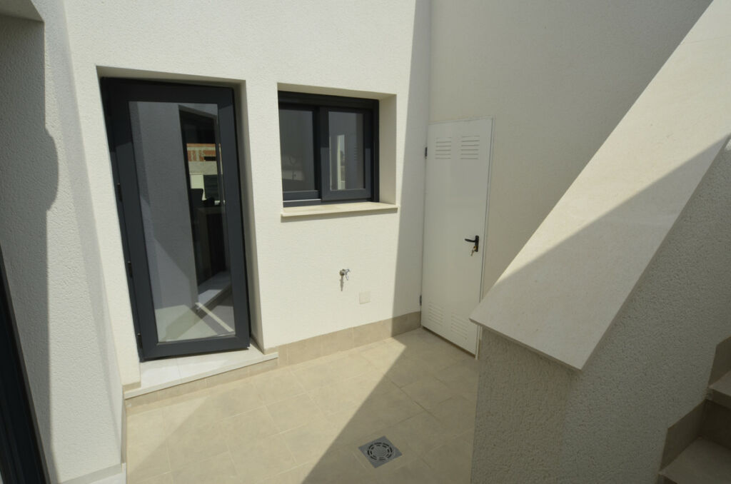 Detached Villa Daya Nueva Alicante - image 29