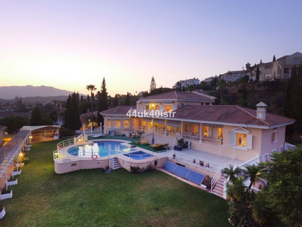 Detached Villa Mijas Golf Málaga - image 3