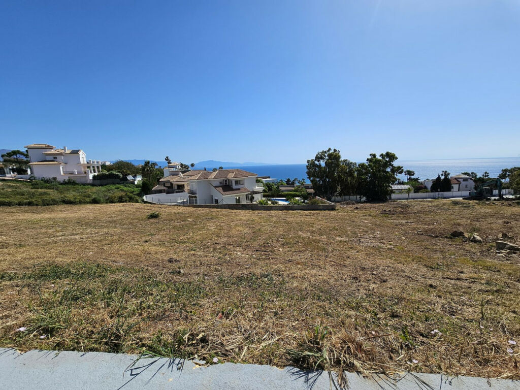 Residential Plot Punta Chullera Málaga - image 3