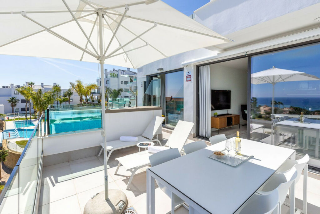 Middle Floor Apartment Mijas Málaga - image 3