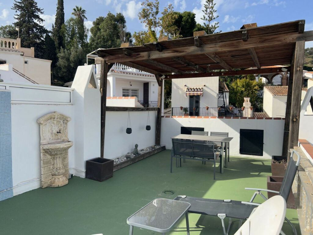 Townhouse Nerja Málaga - image 3