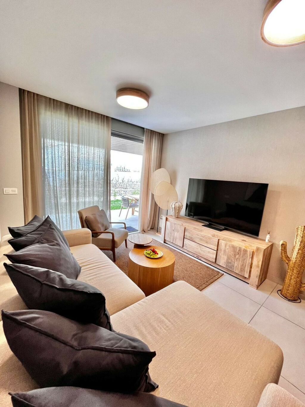 Ground Floor Apartment Elviria Málaga - image 3