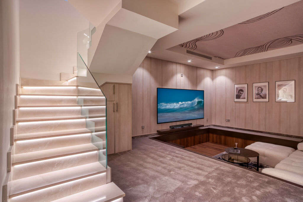 Ground Floor Apartment The Golden Mile Málaga - image 3