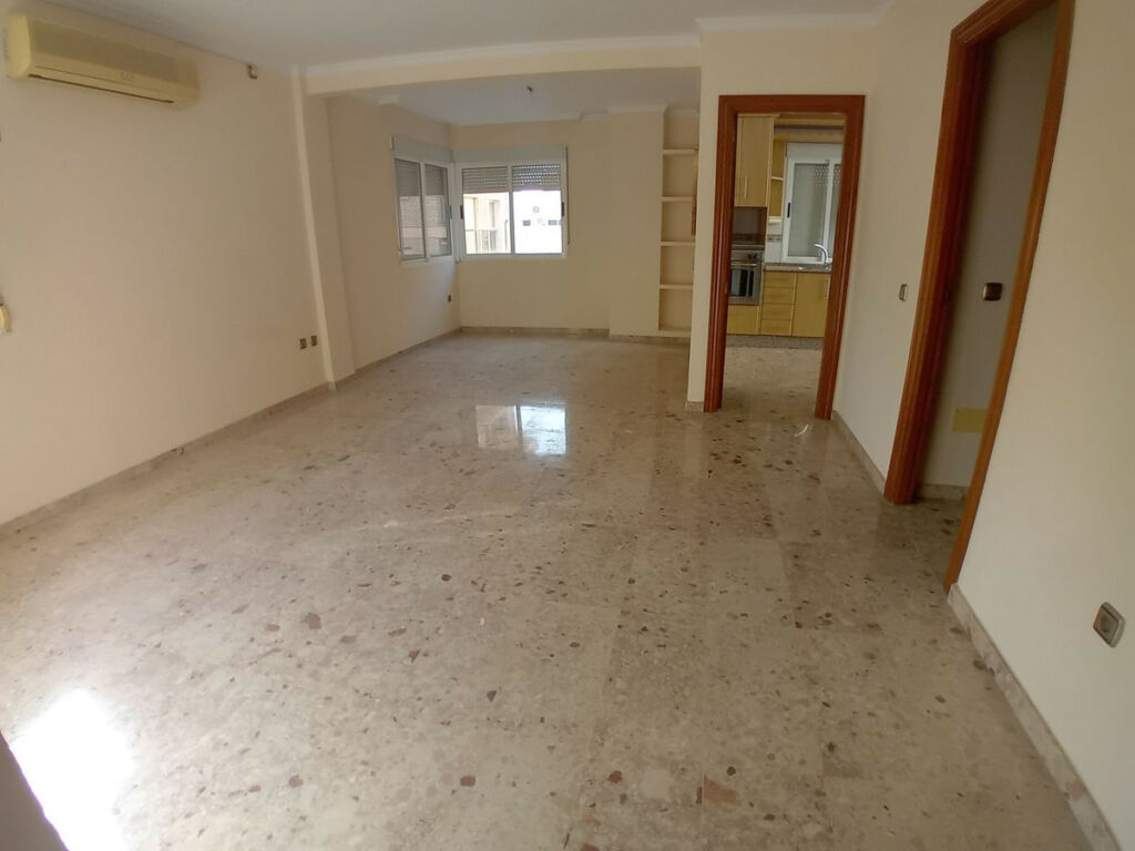 Middle Floor Apartment Puerto de Mazarrón Murcia - image 3