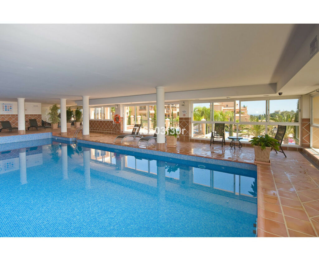 Ground Floor Apartment Atalaya Málaga - image 3