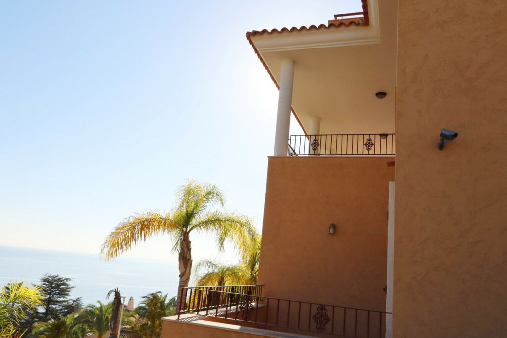Detached Villa Altea Alicante - image 3