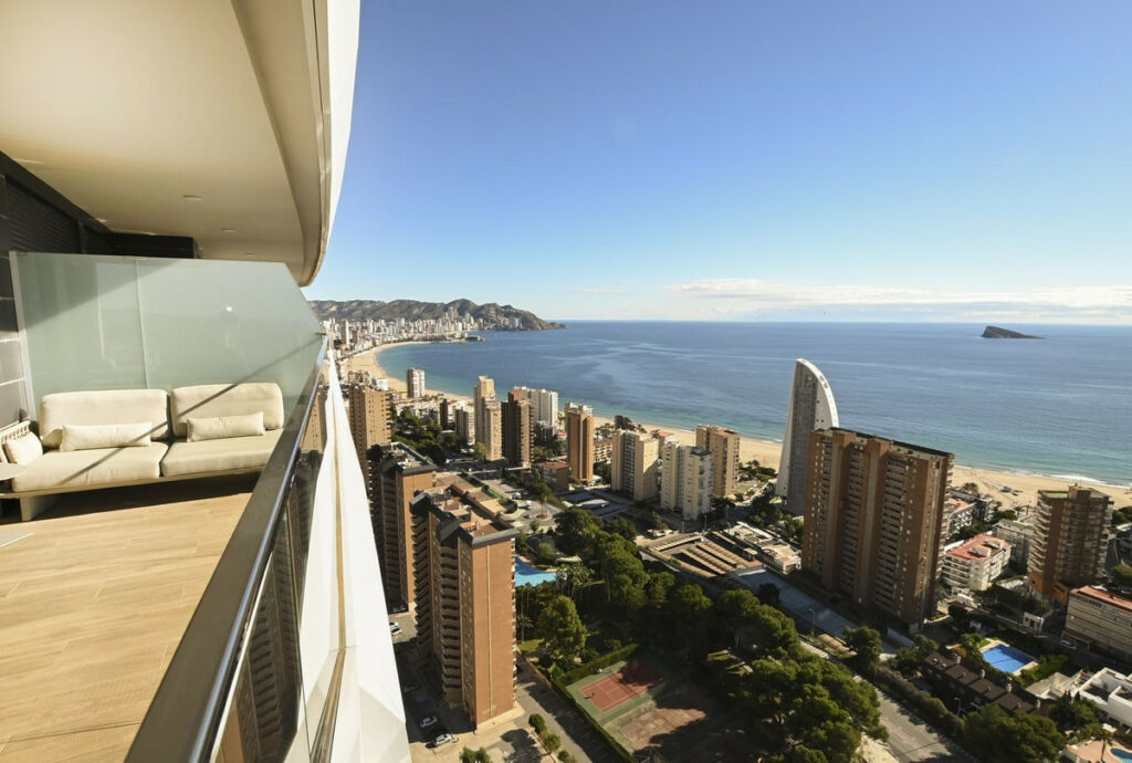 Middle Floor Apartment Benidorm Alicante - image 30
