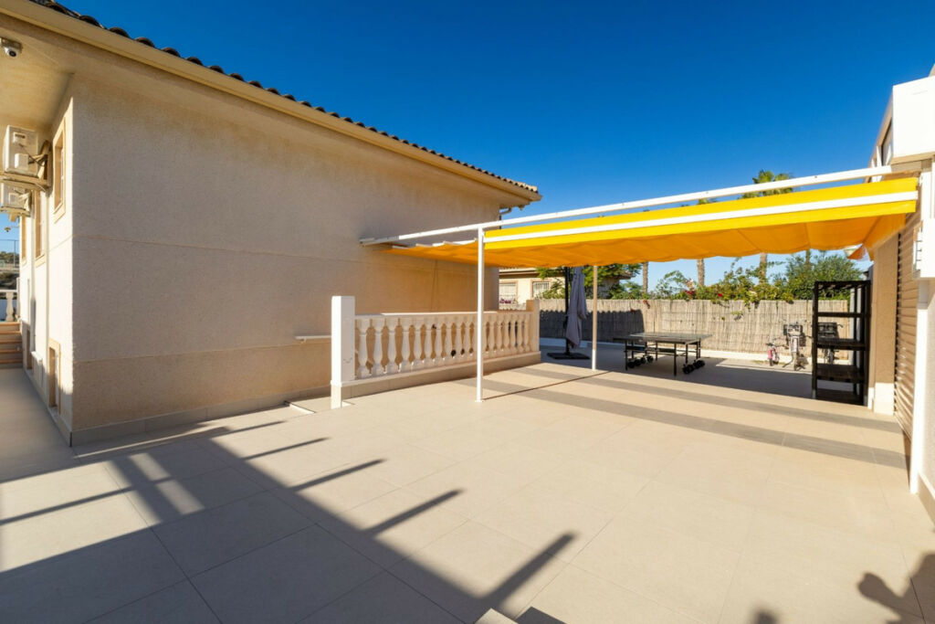 Detached Villa Benijofar Alicante - image 30