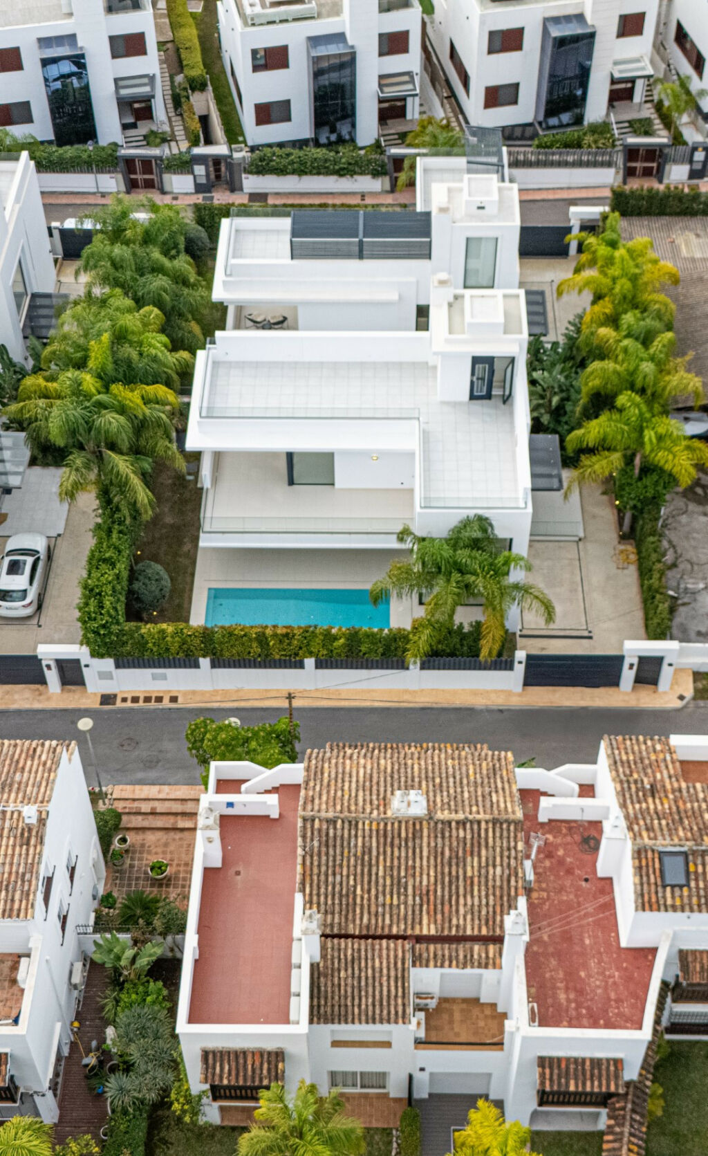 Detached Villa The Golden Mile Málaga - image 30