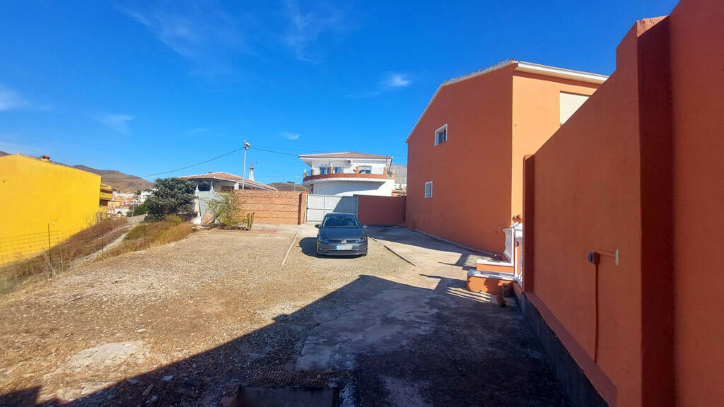 Detached Villa Puerto de la Torre Málaga - image 31