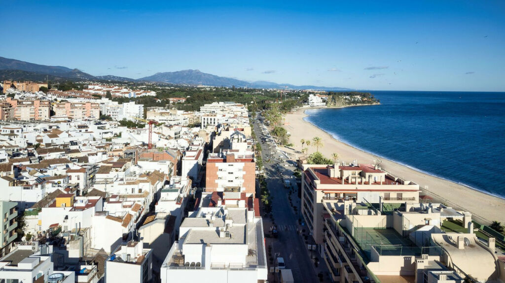 Penthouse Estepona Málaga - image 31