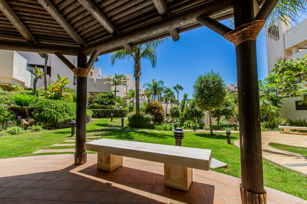 Top Floor Apartment Estepona Málaga - image 31