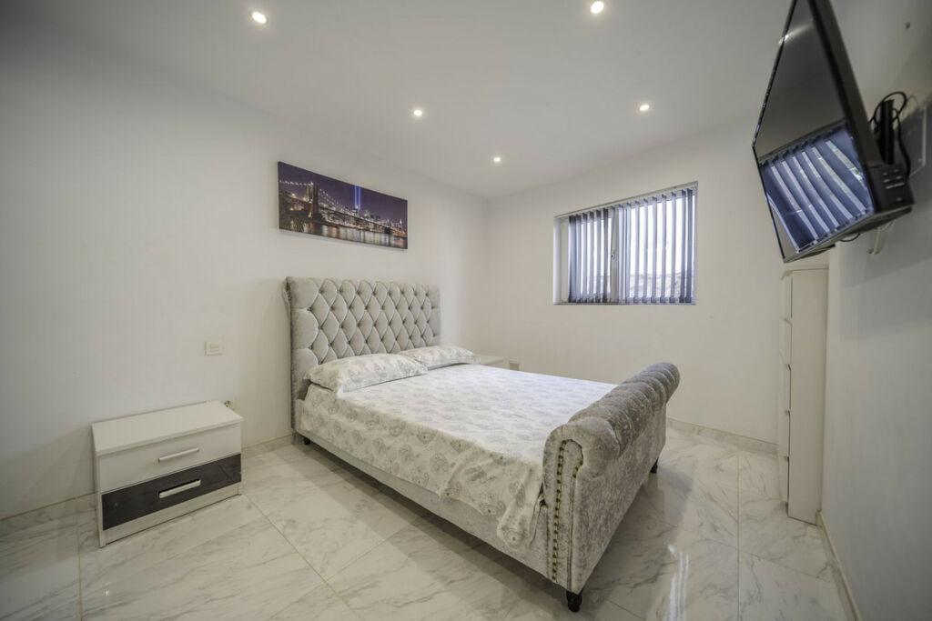 Detached Villa Benalmadena Málaga - image 32