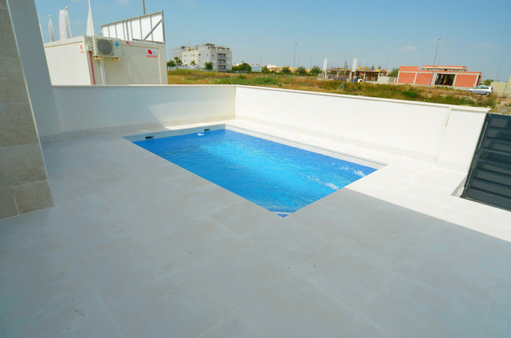 Detached Villa Daya Nueva Alicante - image 32