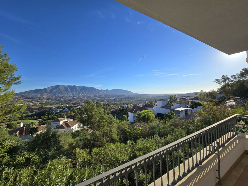 Middle Floor Apartment La Cala Golf Málaga - image 32