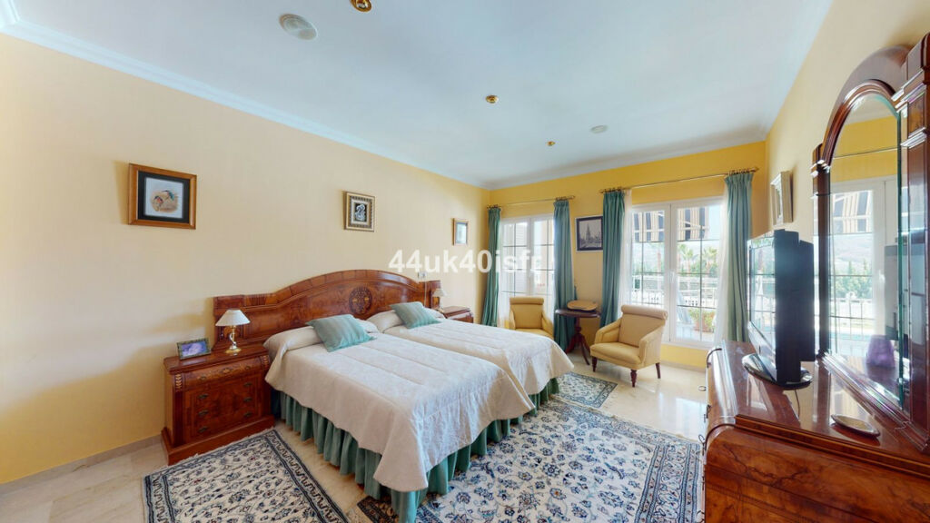 Detached Villa Mijas Golf Málaga - image 33