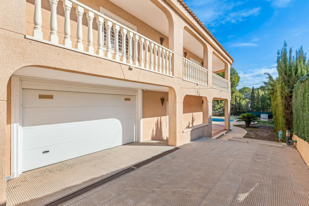 Detached Villa Los Balcones Alicante - image 34