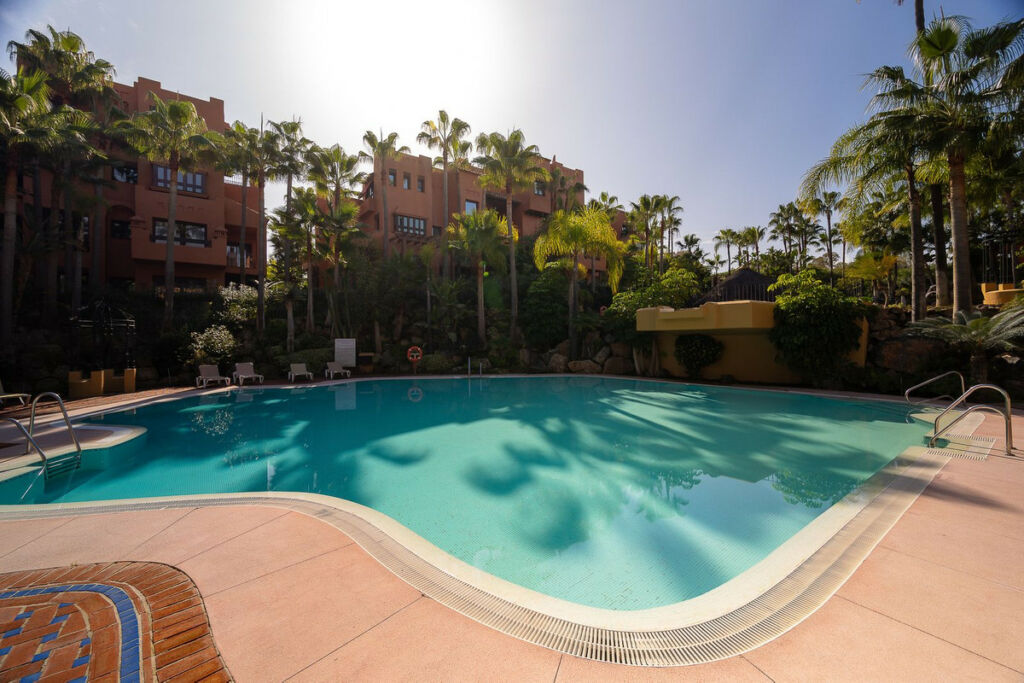 Ground Floor Apartment Aloha Málaga - image 35