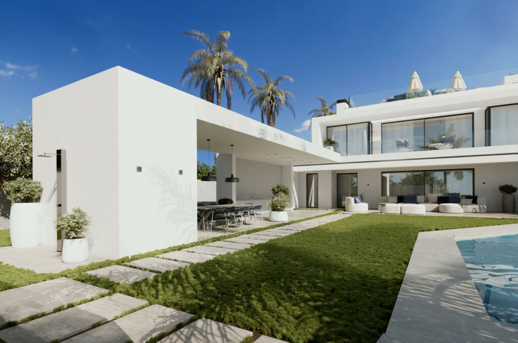 Detached Villa Marbella Málaga - image 35