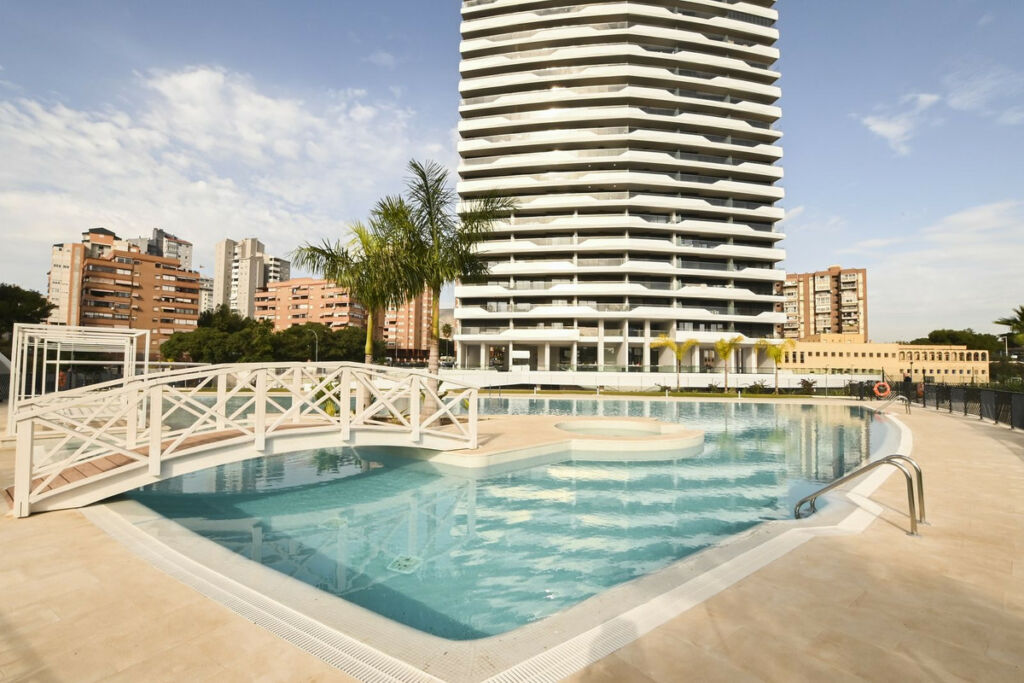 Middle Floor Apartment Benidorm Alicante - image 35