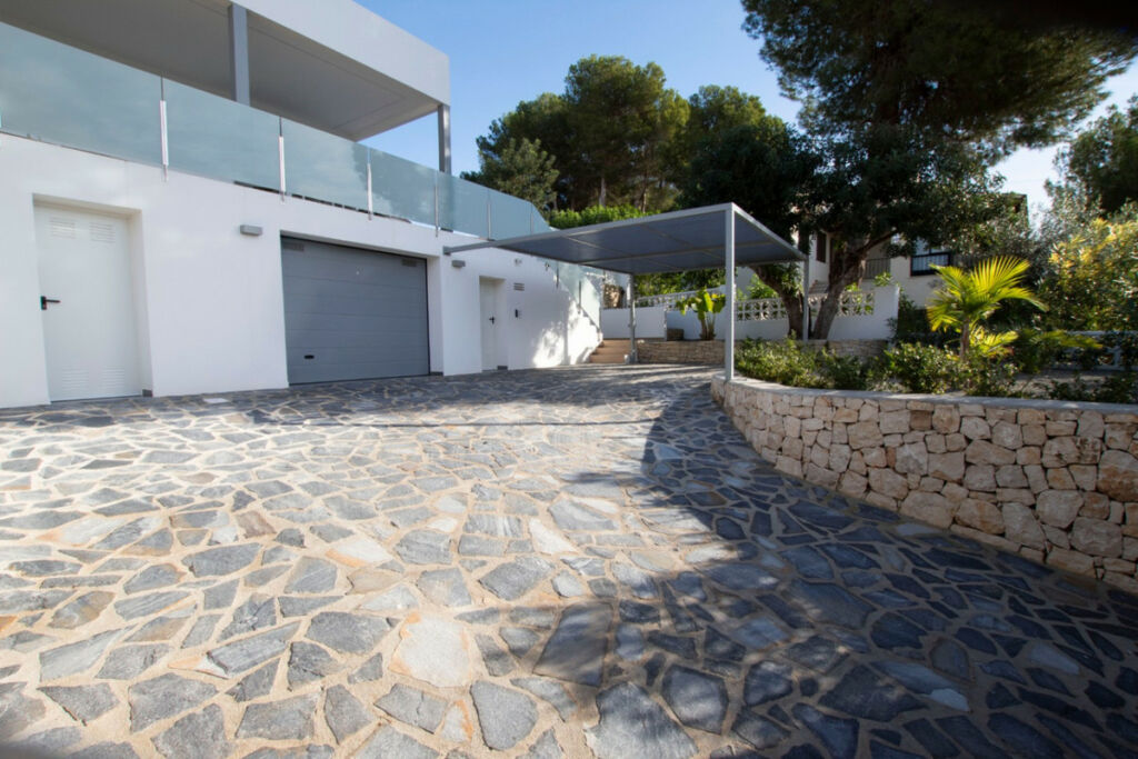 Detached Villa La Fustera Alicante - image 35