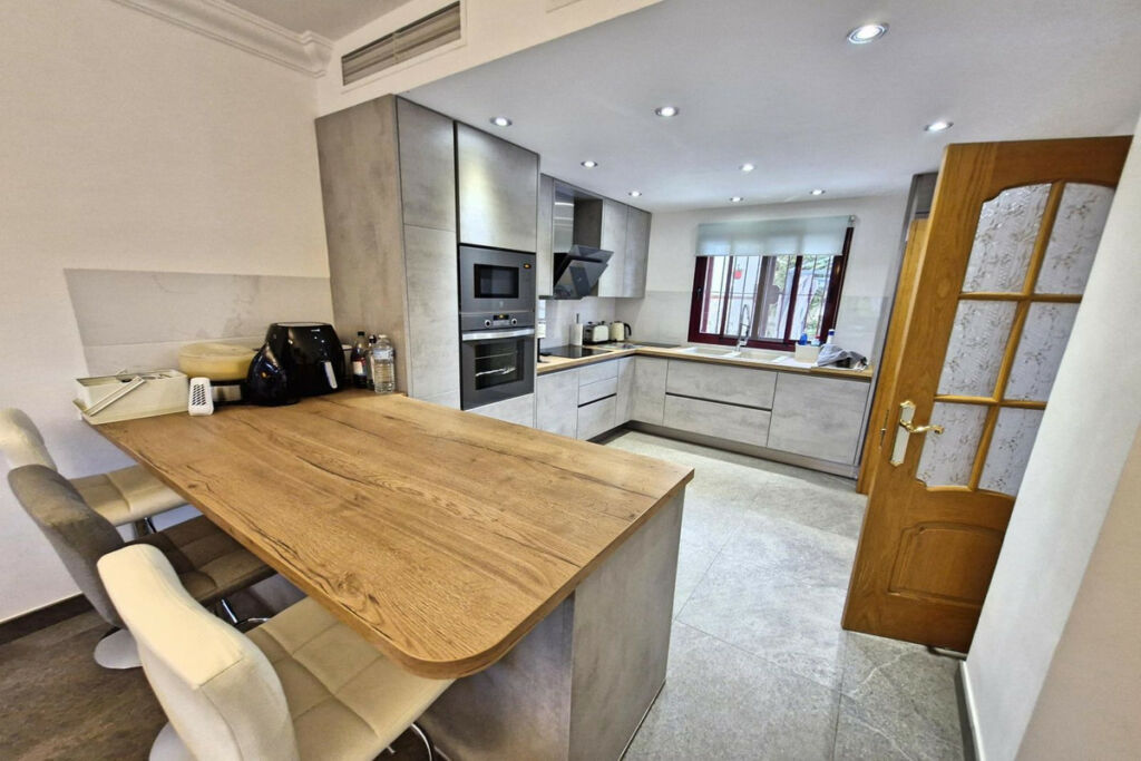 Detached Villa Coín Málaga - image 35