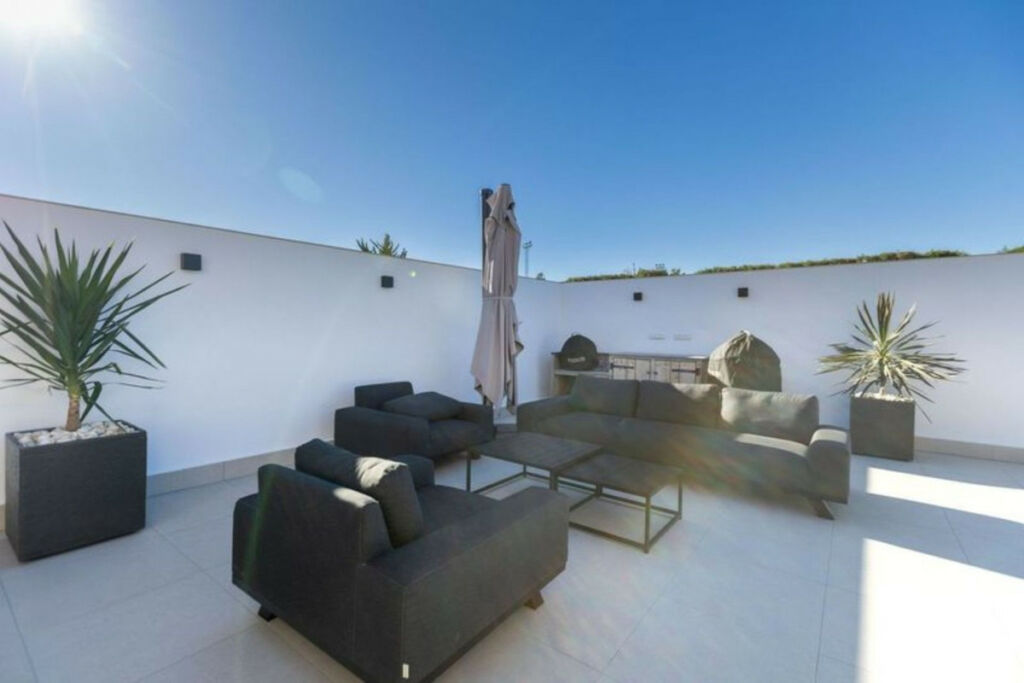 Detached Villa Benijofar Alicante - image 37