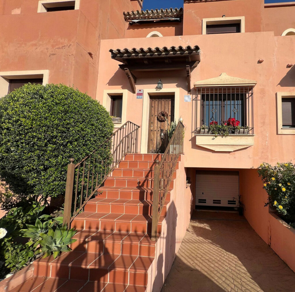 Townhouse Estepona Málaga - image 37