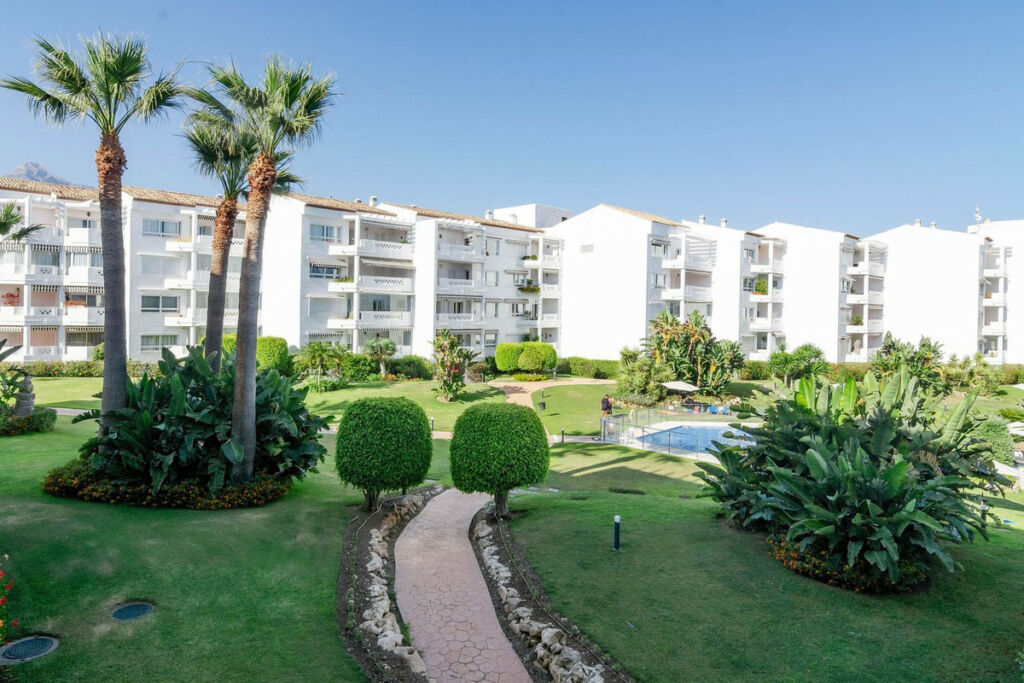 Ground Floor Apartment Puerto Banús Málaga - image 37