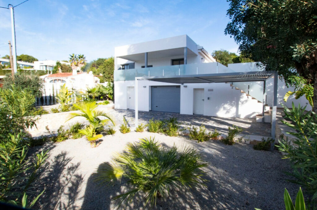 Detached Villa La Fustera Alicante - image 37