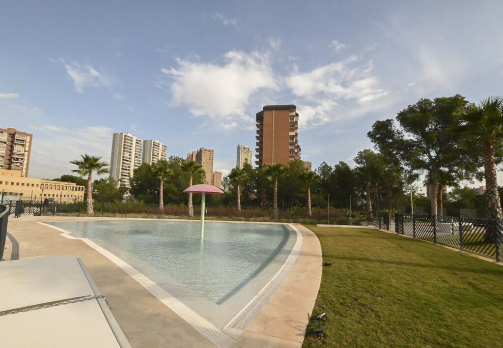 Middle Floor Apartment Benidorm Alicante - image 38