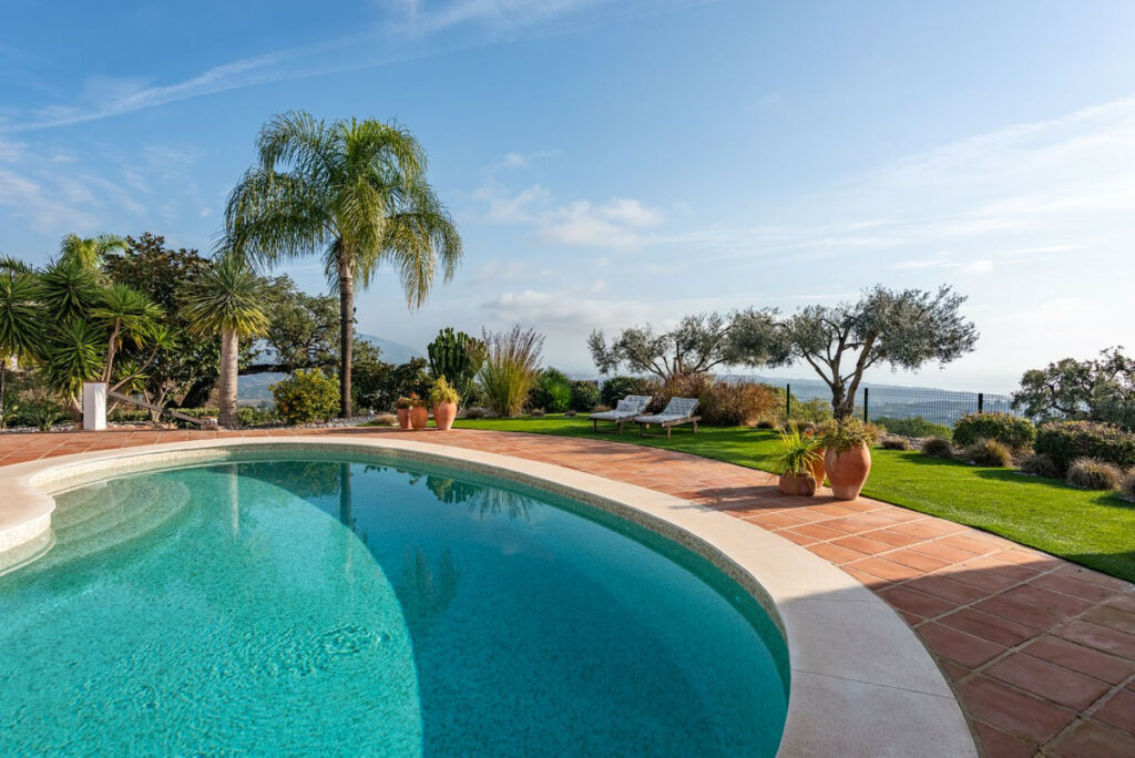 Detached Villa La Mairena Málaga - image 44