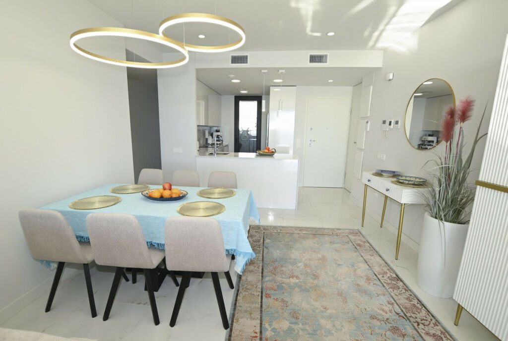 Middle Floor Apartment Benidorm Alicante - image 4
