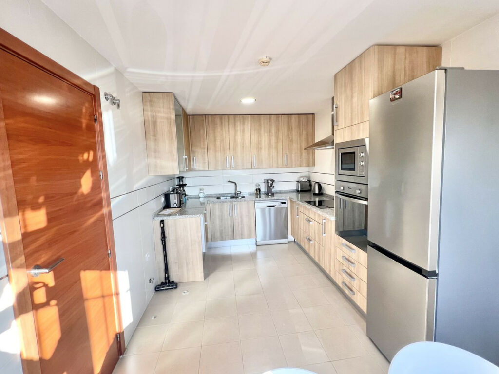 Townhouse Estepona Málaga - image 4