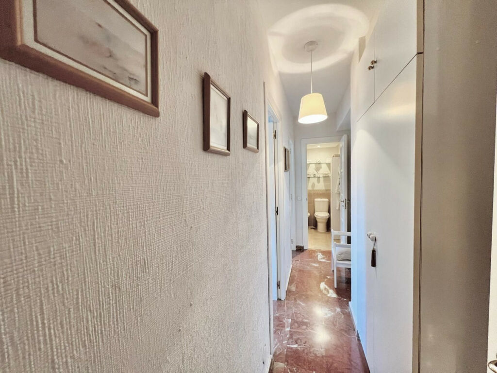 Middle Floor Apartment Las Chapas Málaga - image 4