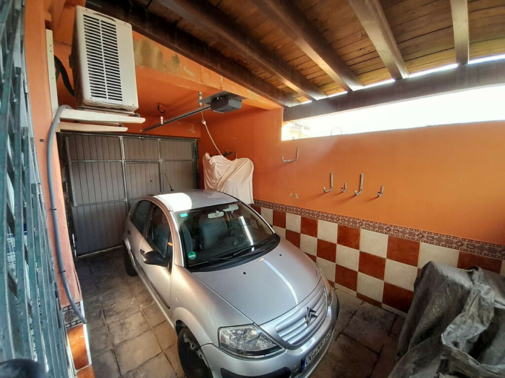 Townhouse Las Lagunas Málaga - image 4