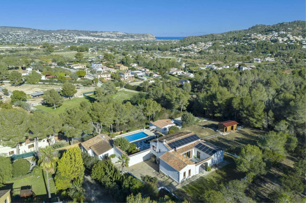 Detached Villa Javea Alicante - image 4