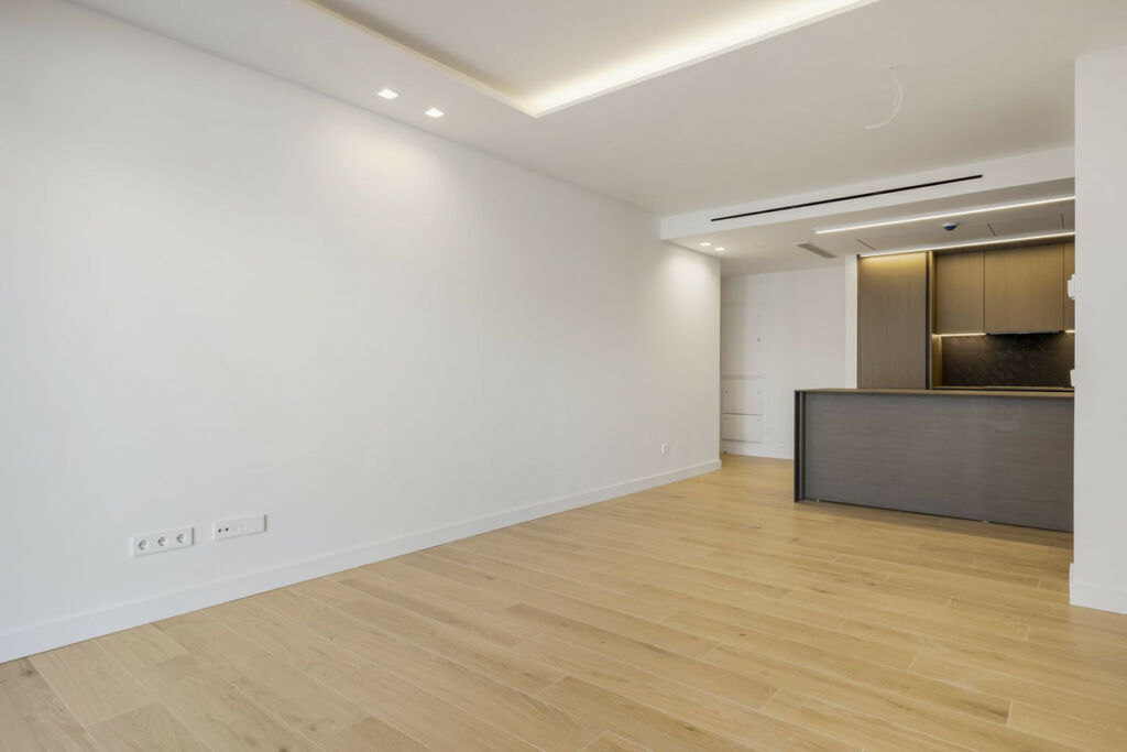Middle Floor Apartment Fuengirola Málaga - image 13