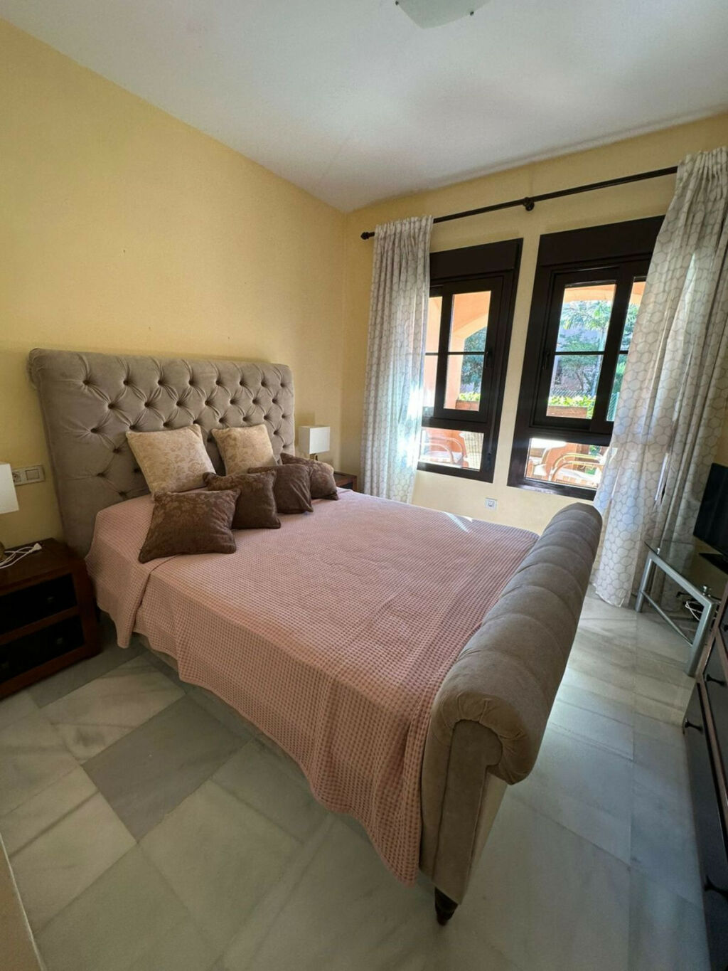 Ground Floor Apartment Estepona Málaga - image 6