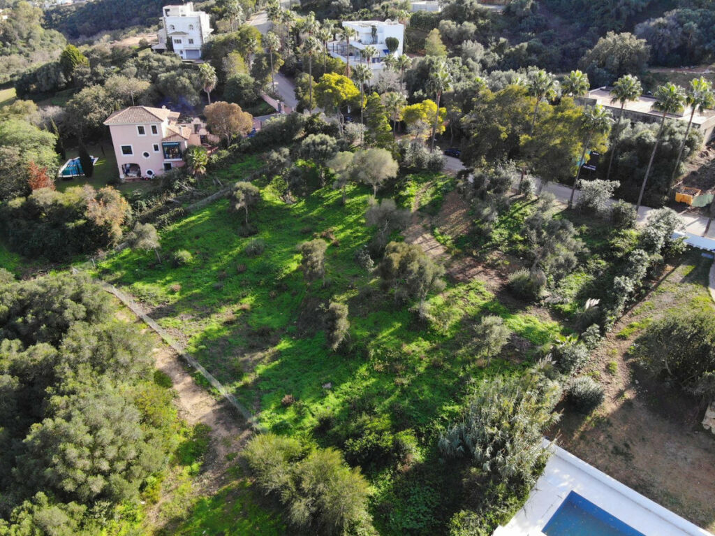Residential Plot Sotogrande Cádiz - image 4