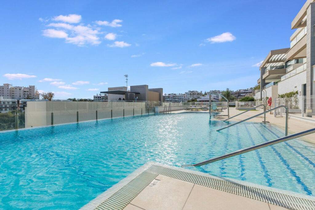 Top Floor Apartment Estepona Málaga - image 40