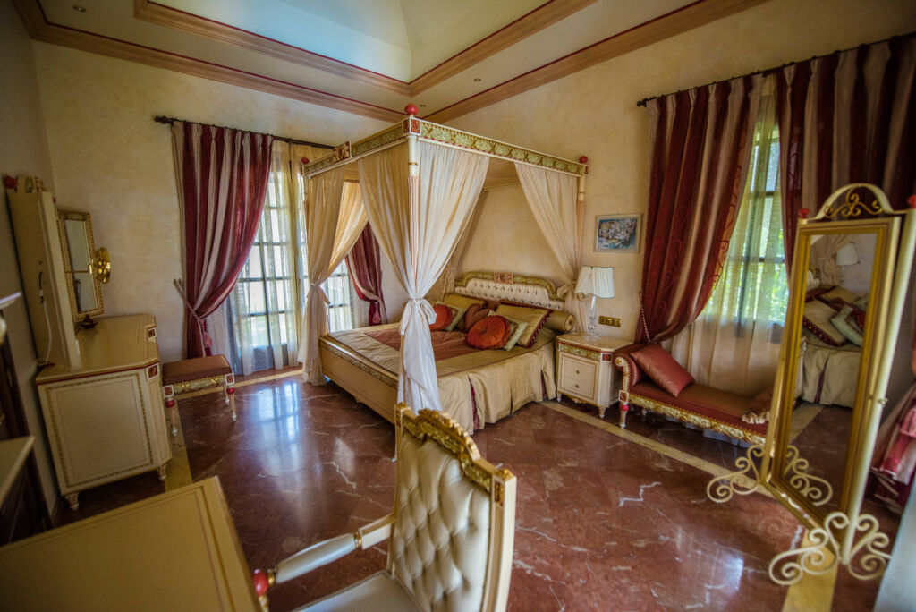 Detached Villa La Zagaleta Málaga - image 40