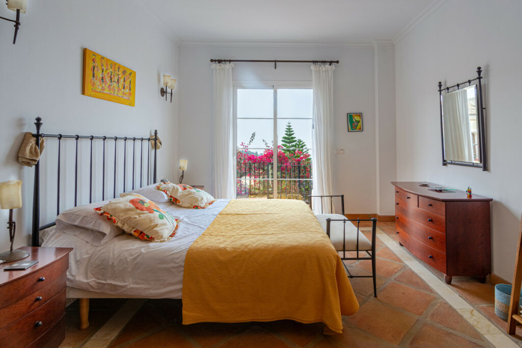 Townhouse Istán Málaga - image 23