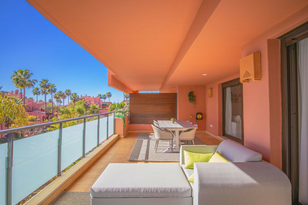 Middle Floor Apartment Estepona Málaga - image 48