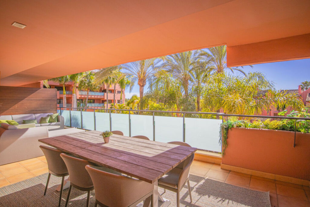 Middle Floor Apartment Estepona Málaga - image 49