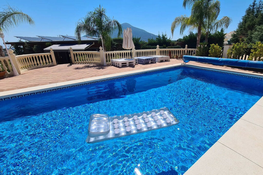 Detached Villa Coín Málaga - image 49