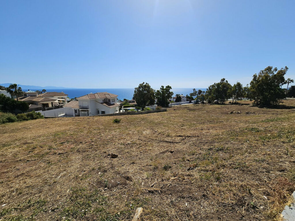 Residential Plot Punta Chullera Málaga - image 5