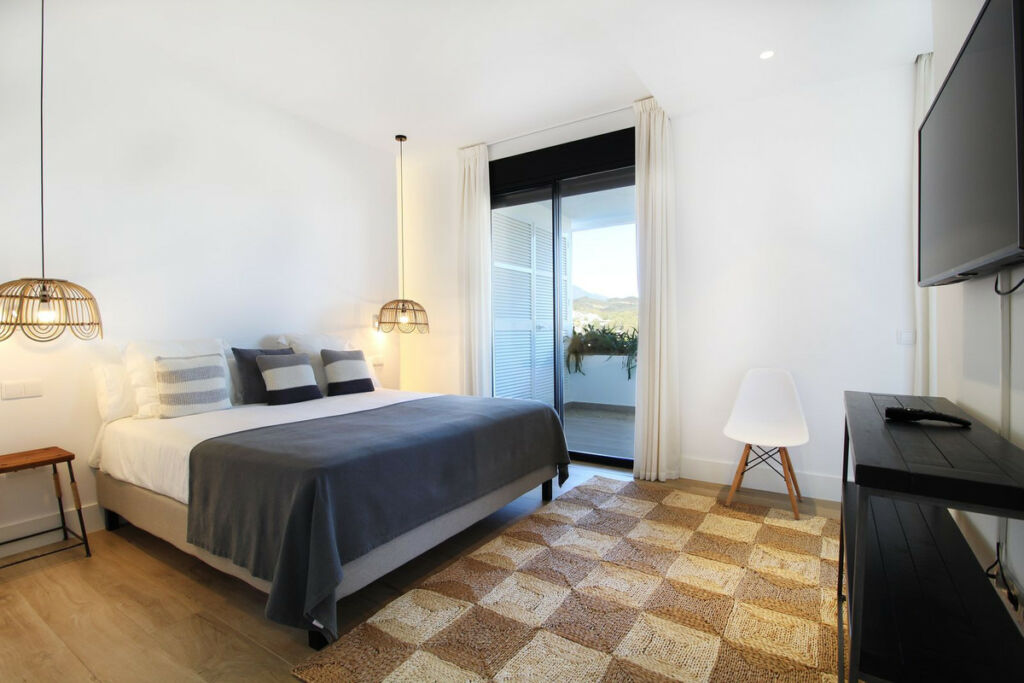Penthouse Las Brisas Málaga - image 11