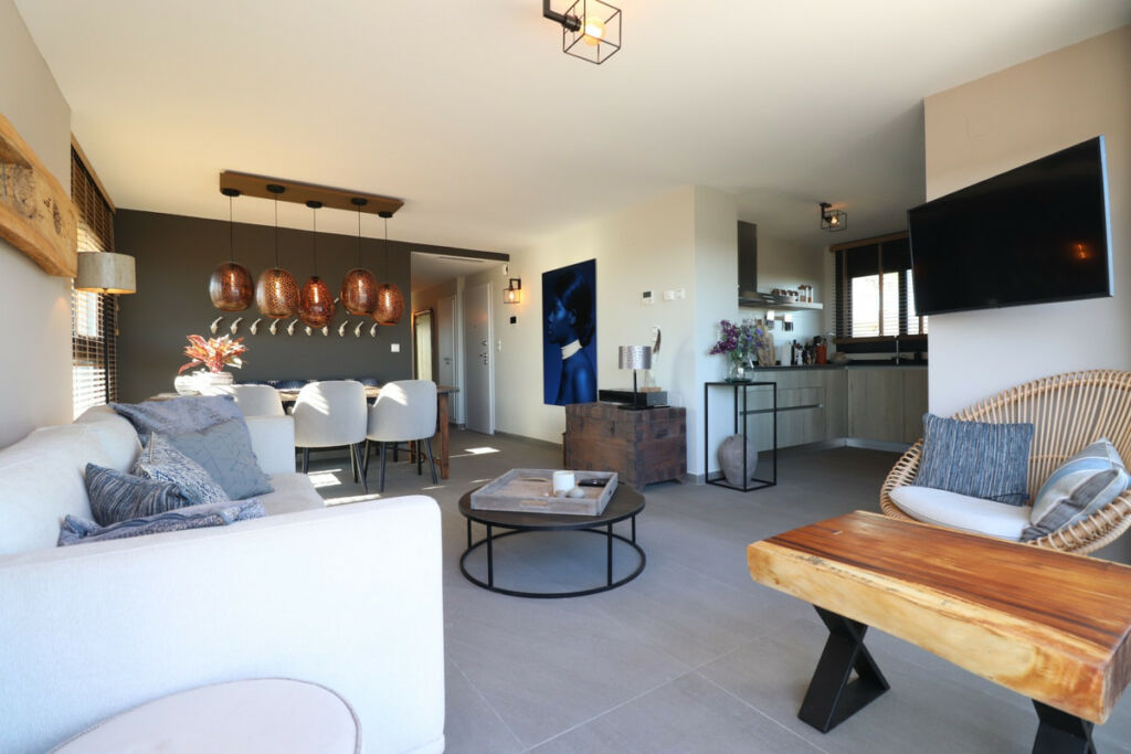Middle Floor Apartment Guardamar del Segura Alicante - image 5